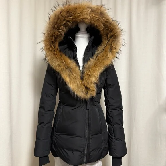 MACKAGE Adali in XS Black with fur - Picture 2 of 10